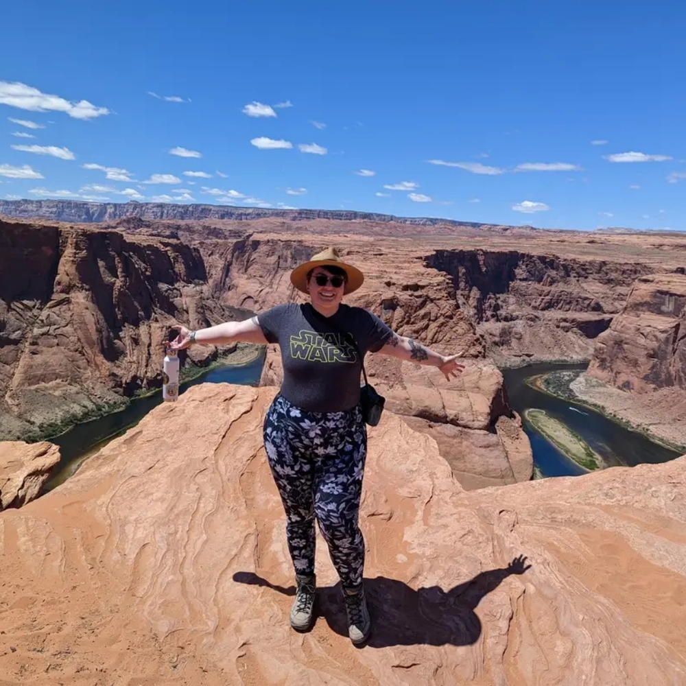 Meet your Posher, Tess